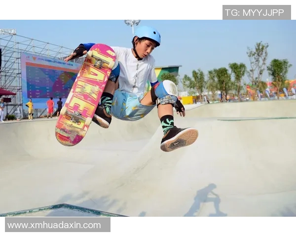 深圳极限运动队在运动滑板精英赛中的状态表现全面点评与分析 深圳极限运动队在运动滑板精英赛中的状态表现全面点评与分析