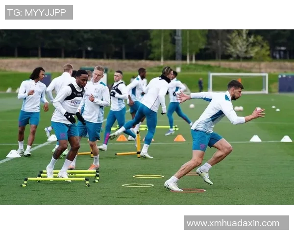 陈秀英独家分享网球技巧与欧冠足球精彩瞬间的完美结合 陈秀英独家分享网球技巧与欧冠足球精彩瞬间的完美结合